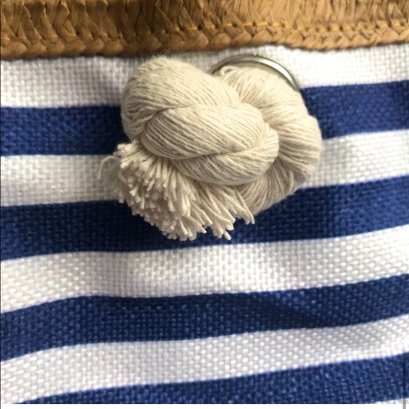 NAVY & WHITE STRIPE NAUTICAL BEACH BAG - Picture 5 of 5